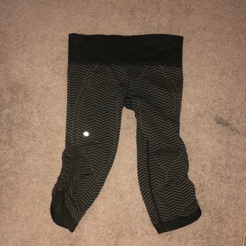 Lululemon crops